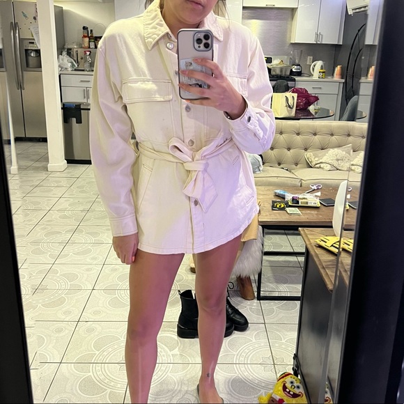 Trench coat - Picture 1 of 4